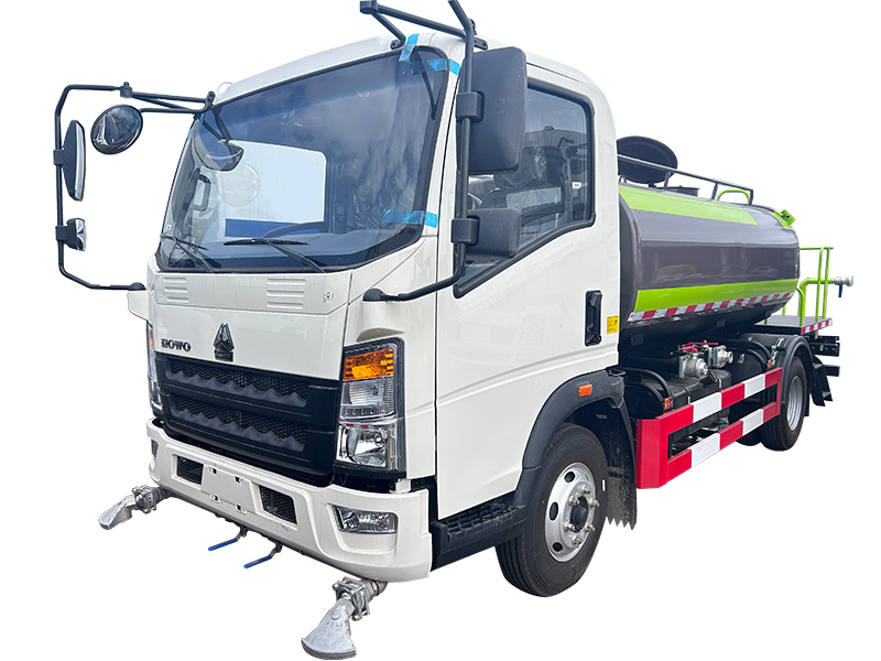 8 cubic meters sprinkler truck with 3360mm wheelbase, left-hand drive